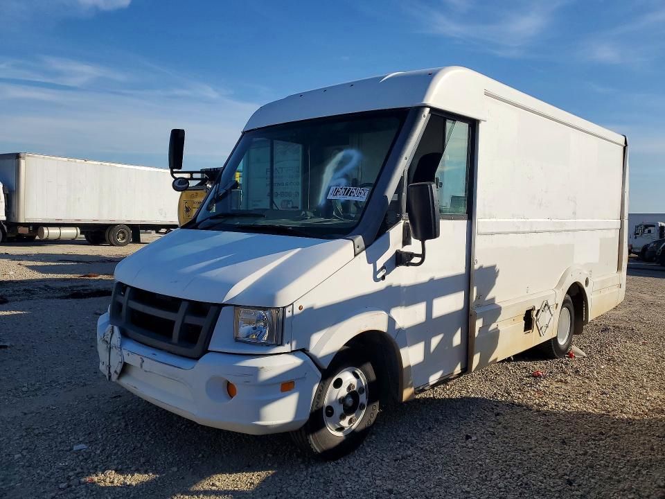 2013 Isuzu NPR Delivery Truck