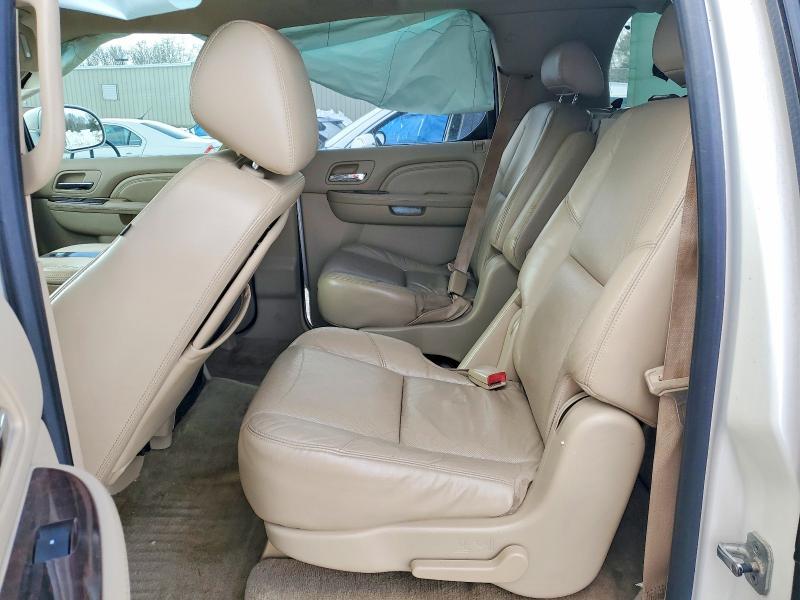 2010 Cadillac Escalade esv Premium