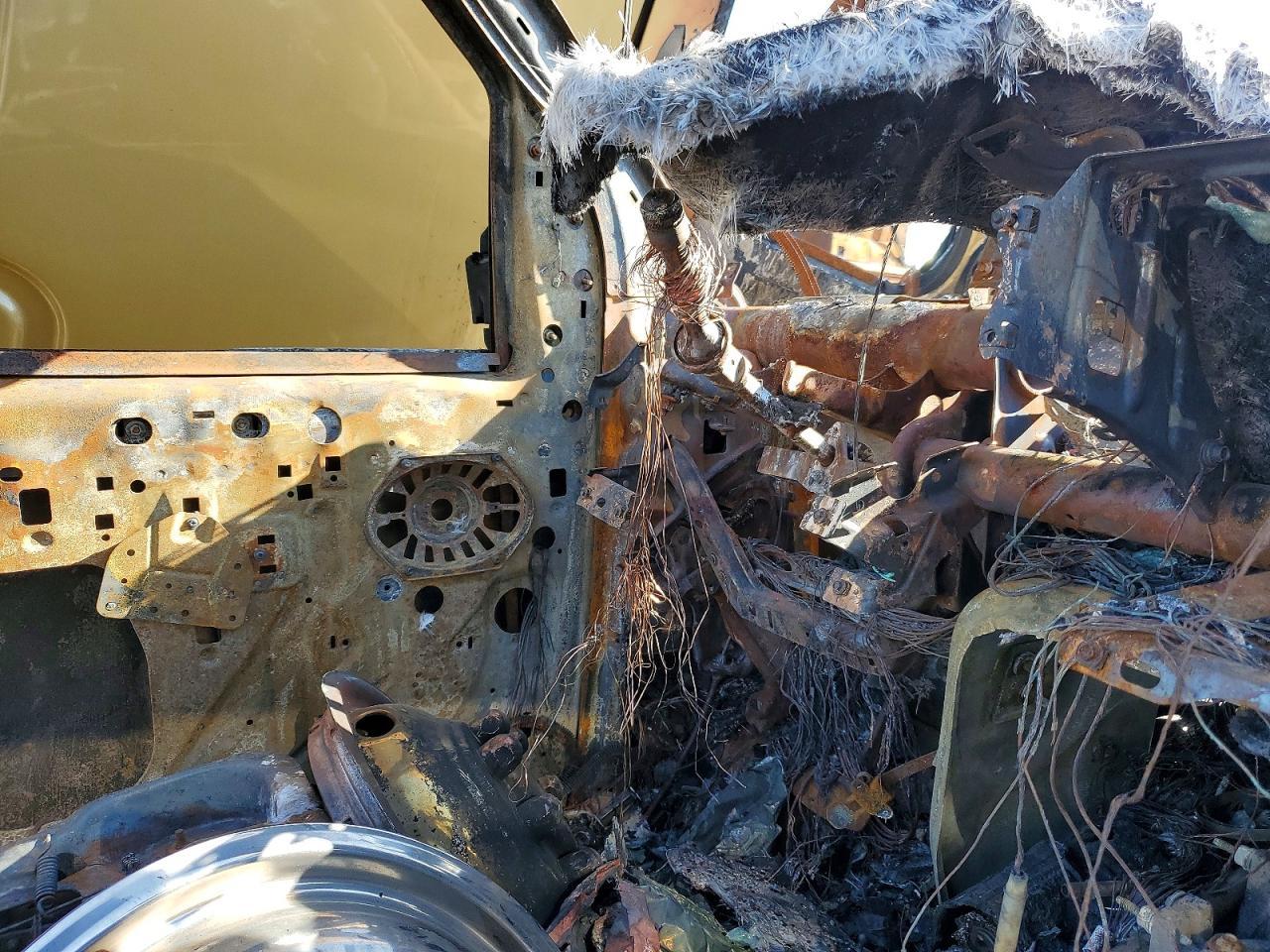 2017 Ford Econoline E450 Super Duty Cutaway Van