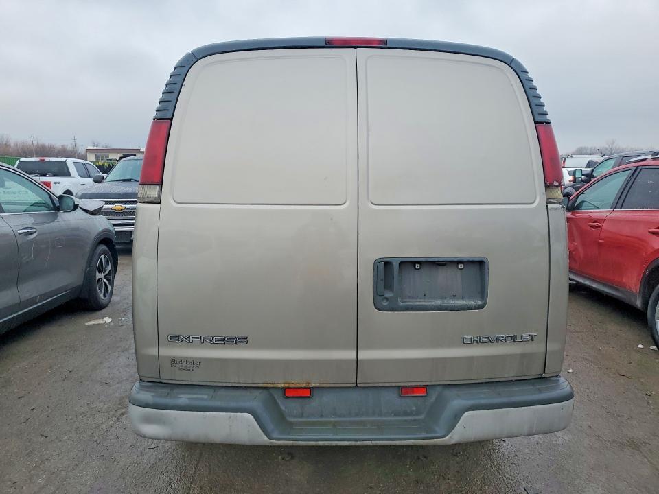2001 Chev Express G3500