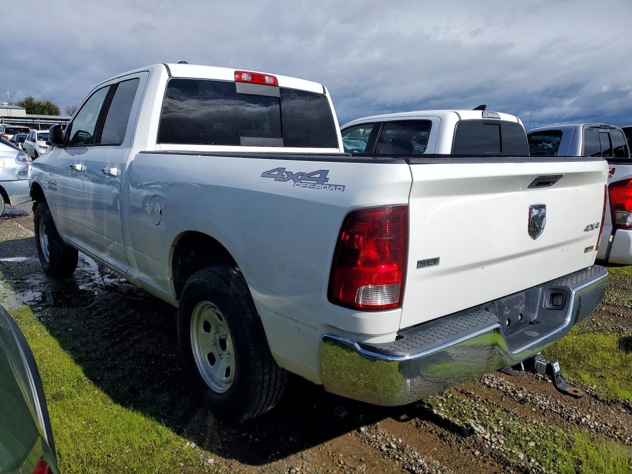 2013 Dodge Ram 1500 slt
