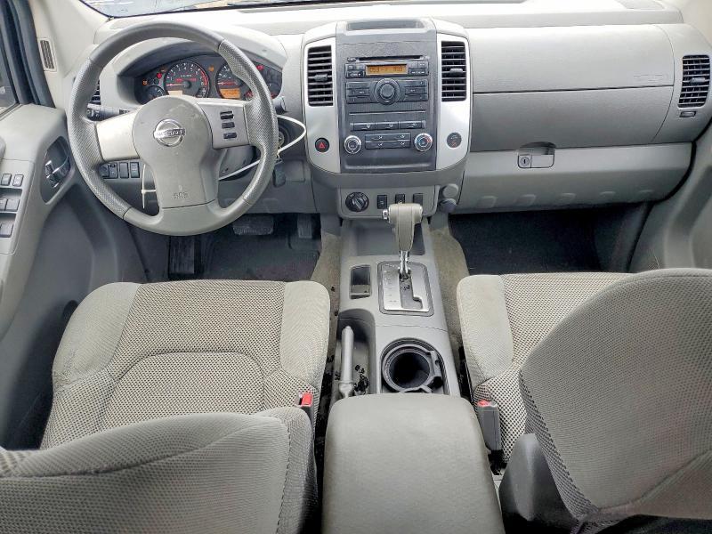 2010 Nissan Frontier Crew cab se