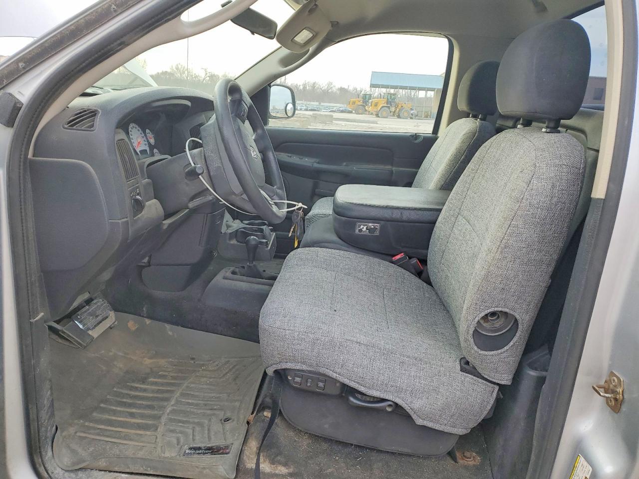 2005 Dodge RAM 1500 ST