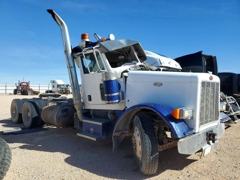 2007 Peterbilt 379 Semi Truck