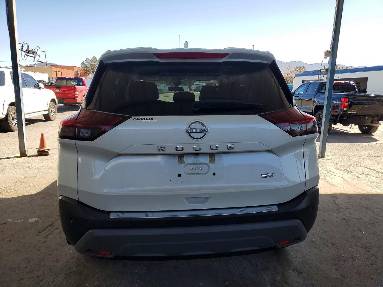2022 Nissan Rogue sv