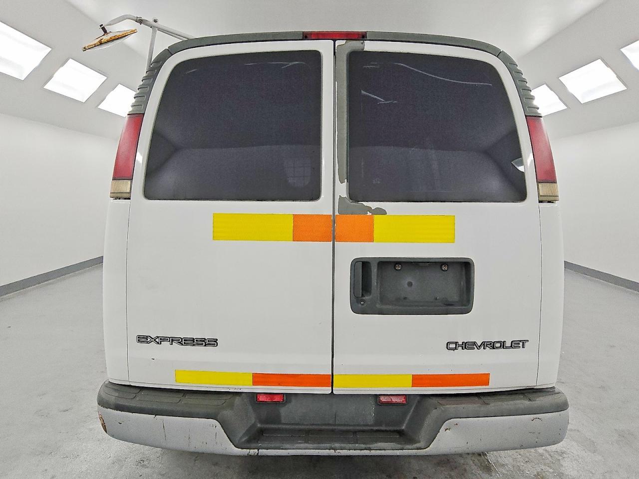 1999 Chevrolet Express G2500