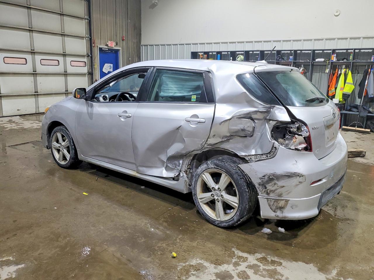 2010 Toyota Matrix s