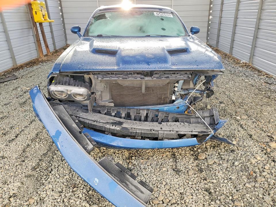 2022 Dodge Challenger sxt