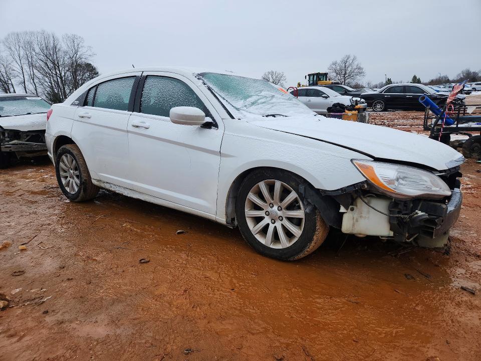 2013 Chrysler 200 Touring