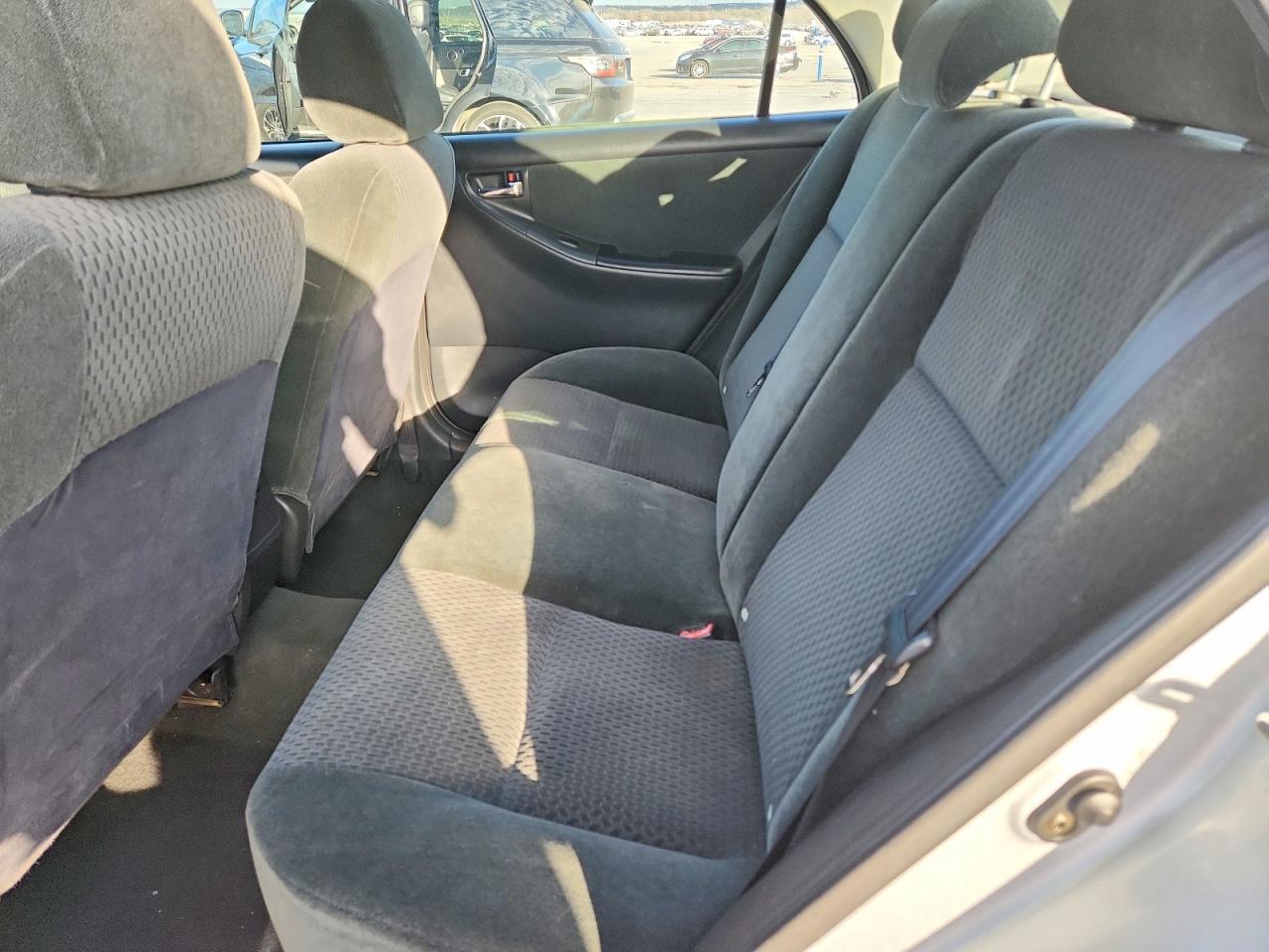 2005 Toyota Corolla ce
