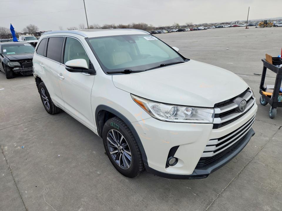 2017 Toyota Highlander xle