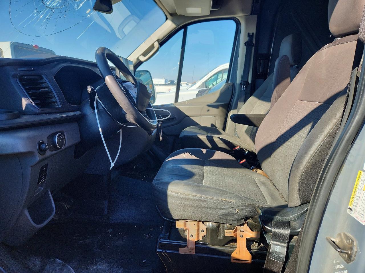 2023 Ford Transit T-250
