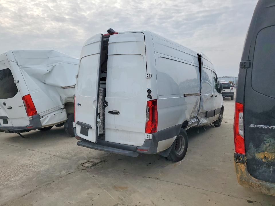 2022 Mercedes-Benz Sprinter 3500