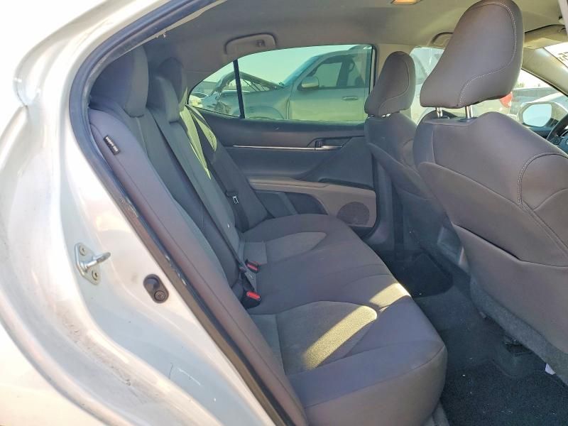 2021 Toyota Camry le