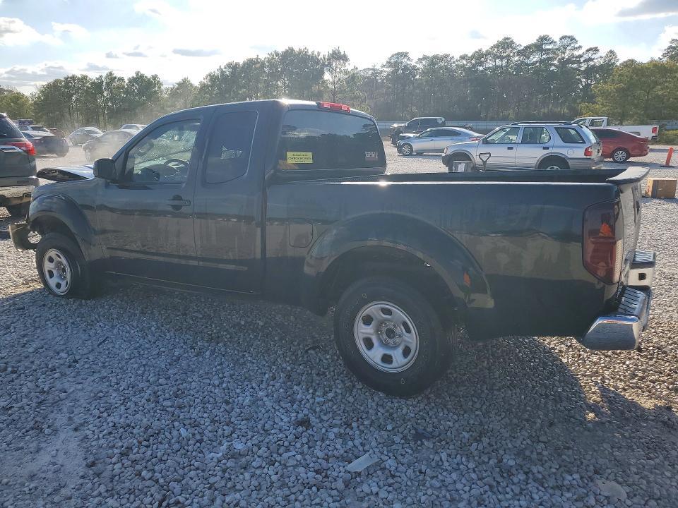 2016 Nissan Frontier s