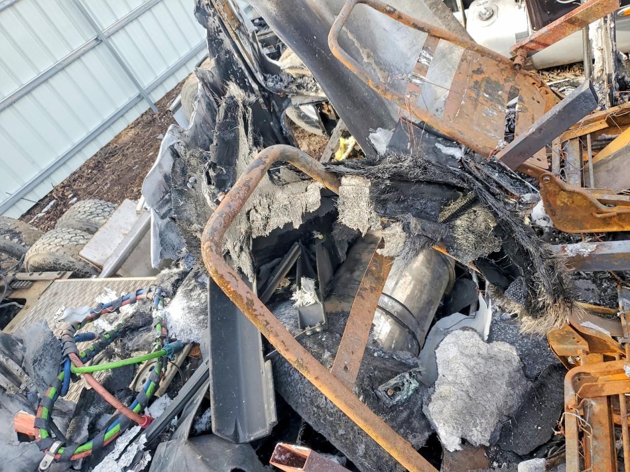 1999 Kenworth W900 Semi Truck