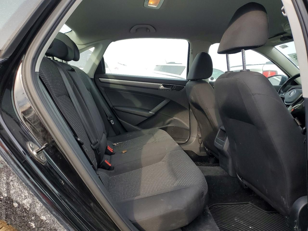 2016 Volkswagen Passat s