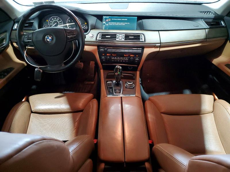 2011 BMW 750 xi