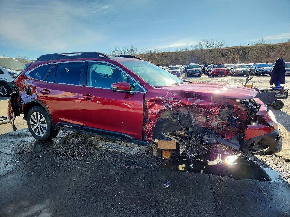 2022 Subaru Outback Premium