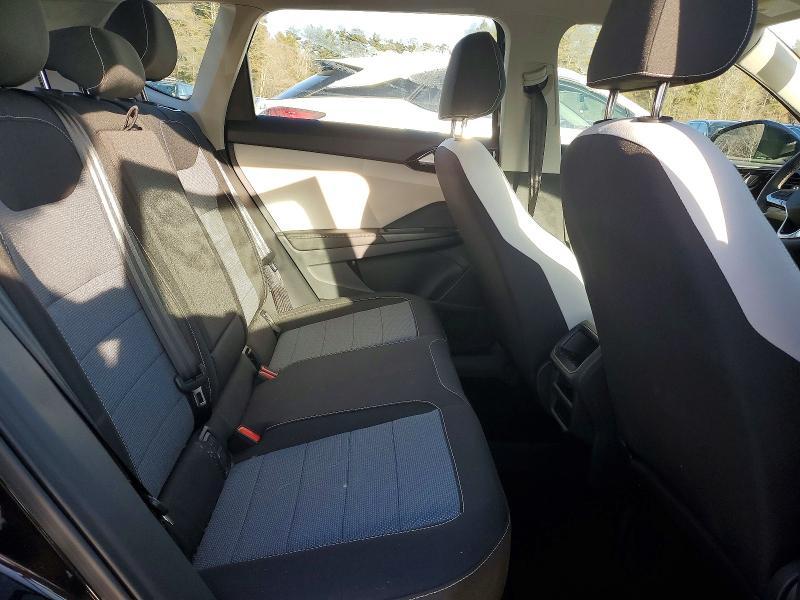 2025 Volkswagen Taos s
