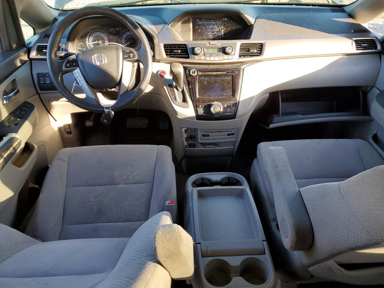 2016 Honda Odyssey se