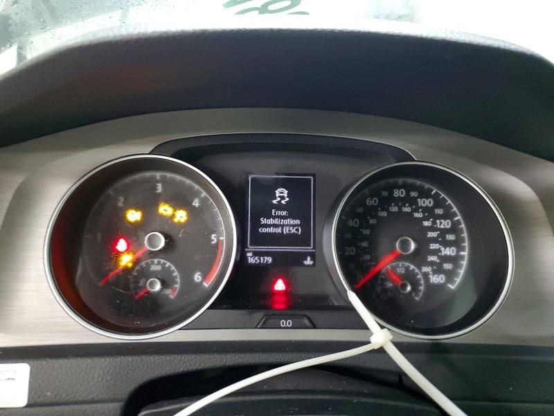 2015 Volkswagen Golf Sportwagen tdi s