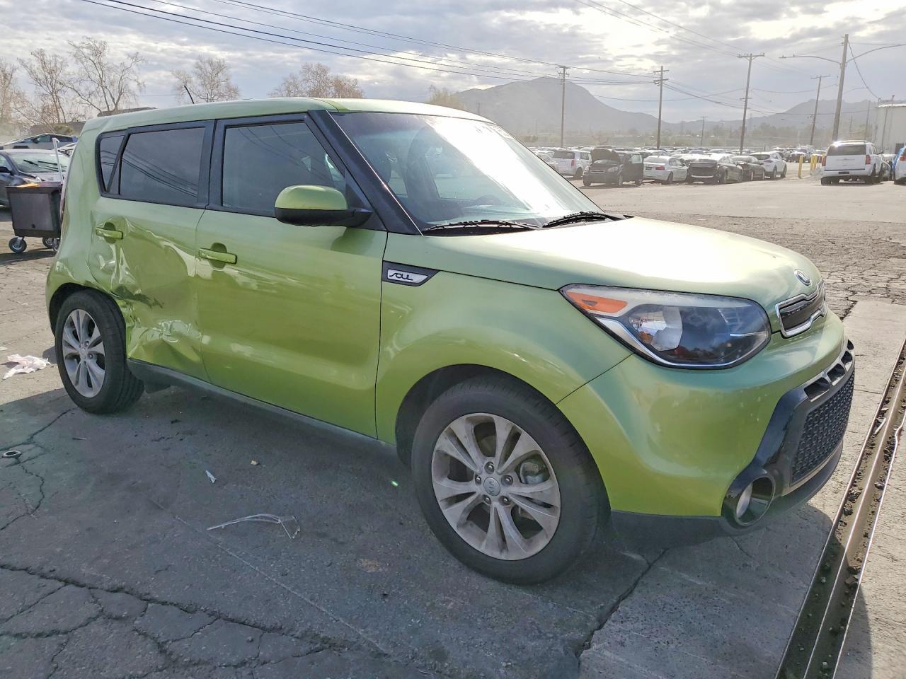 2016 KIA Soul +