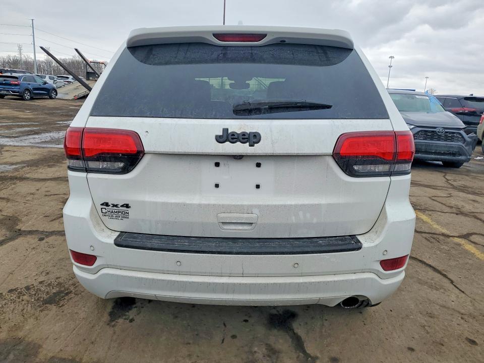 2020 Jeep Grand Cherokee Laredo