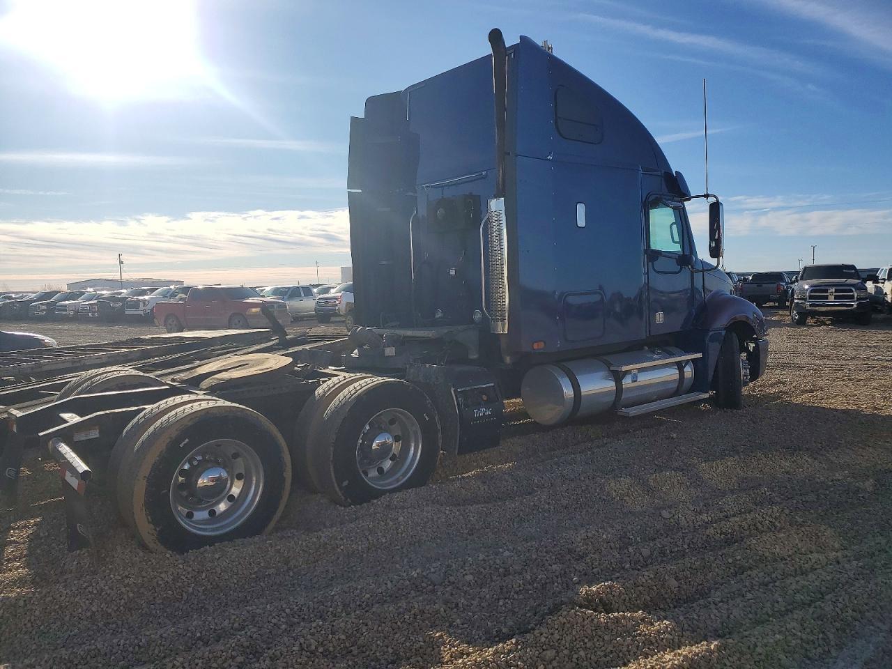 2018 Freightliner Columbia Semi Truck