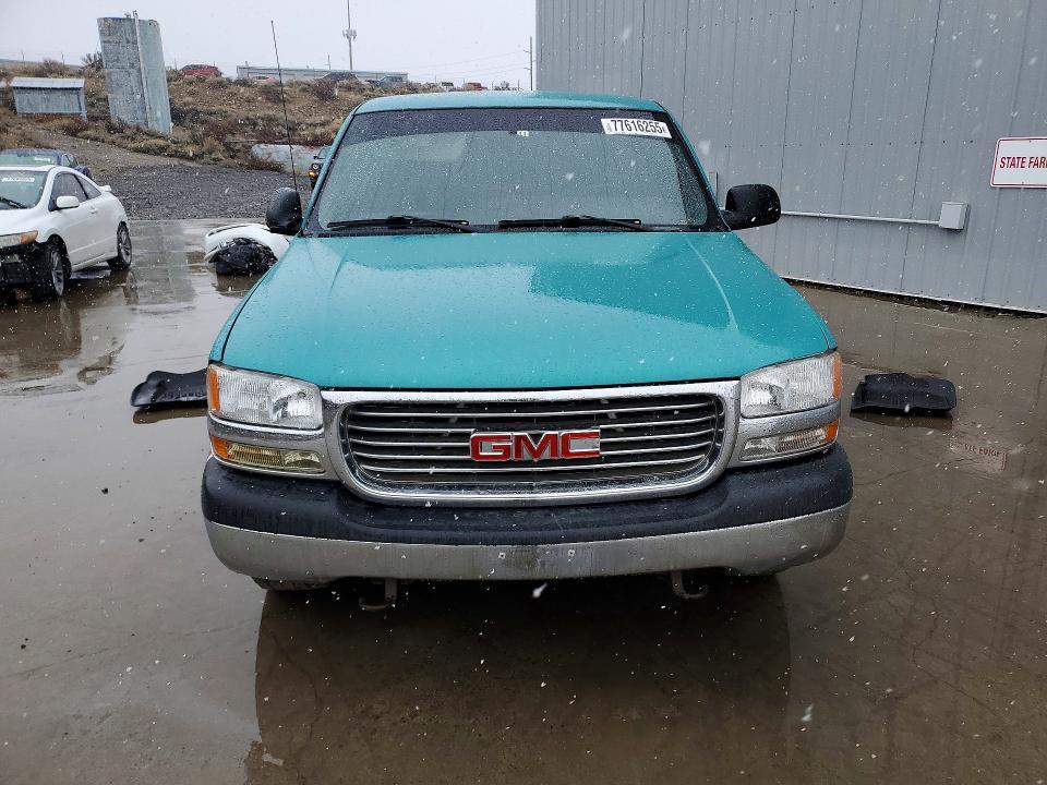 2001 GMC New Sierra C1500