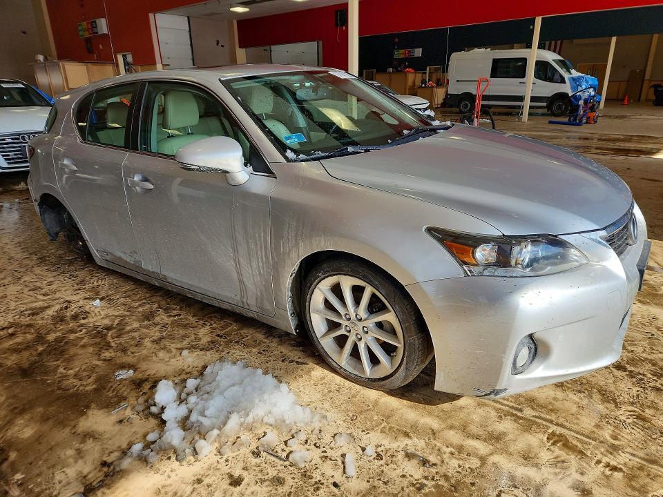 2013 Lexus Ct 200h Base