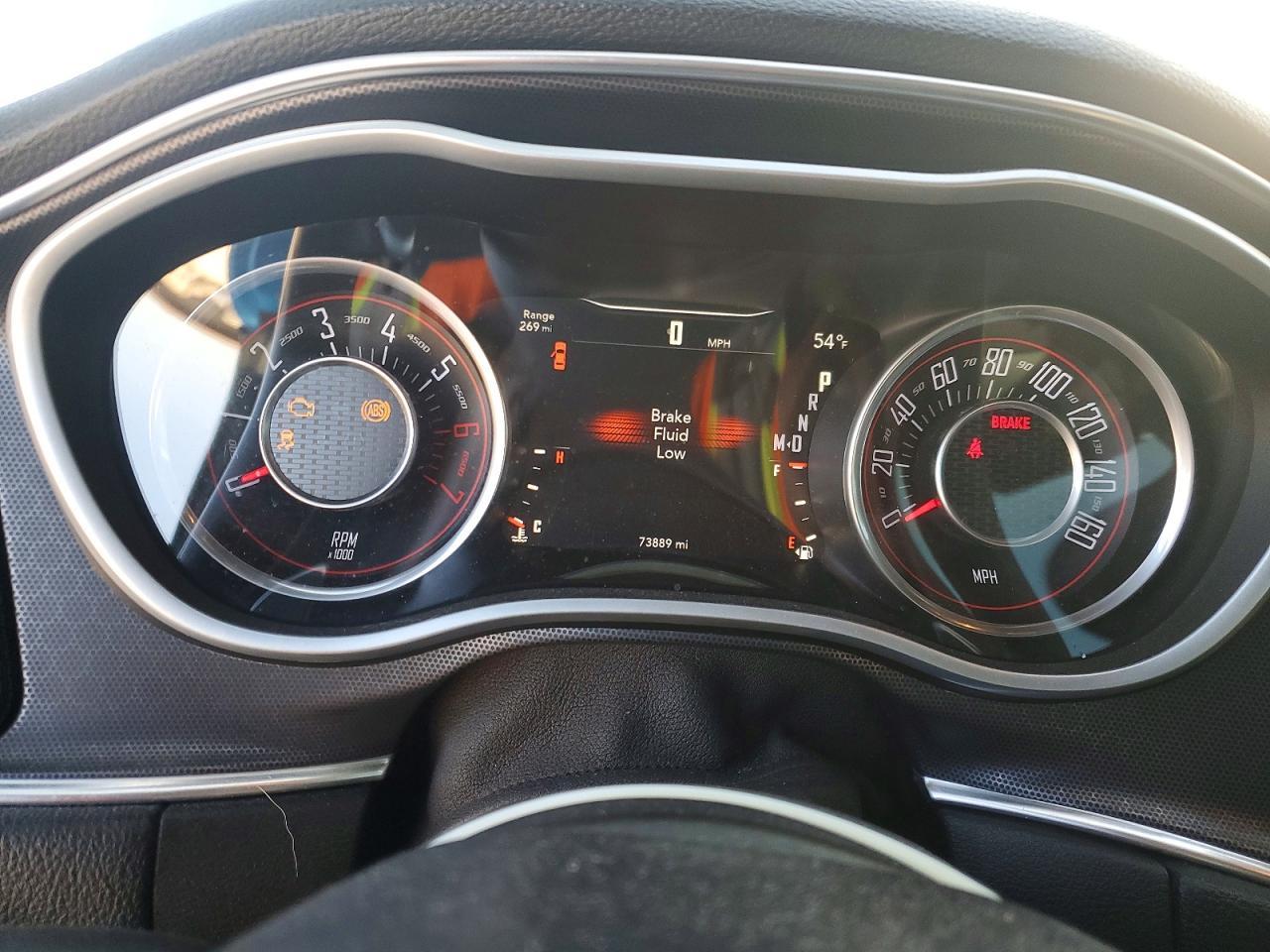 2015 Dodge Challenger sxt Plus