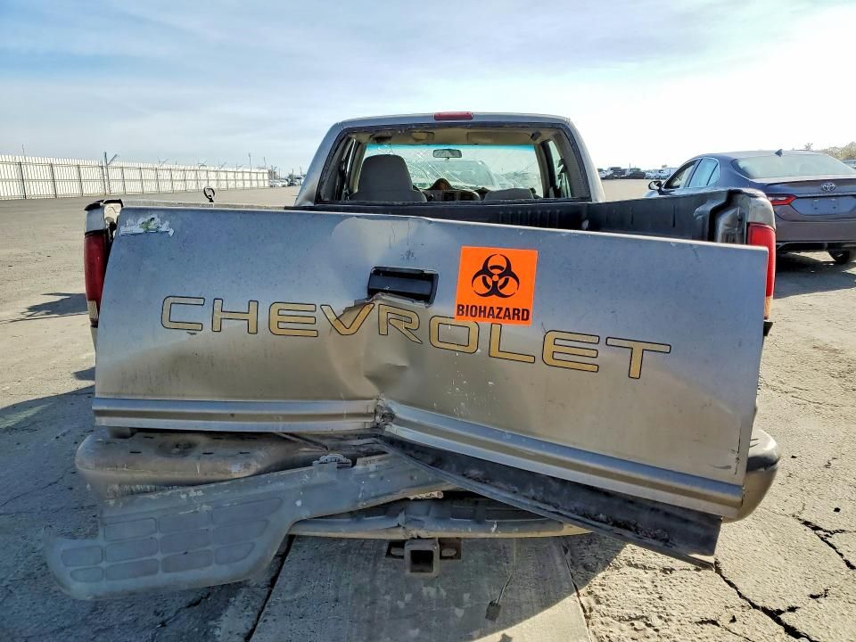 2000 Chevrolet S Truck S10