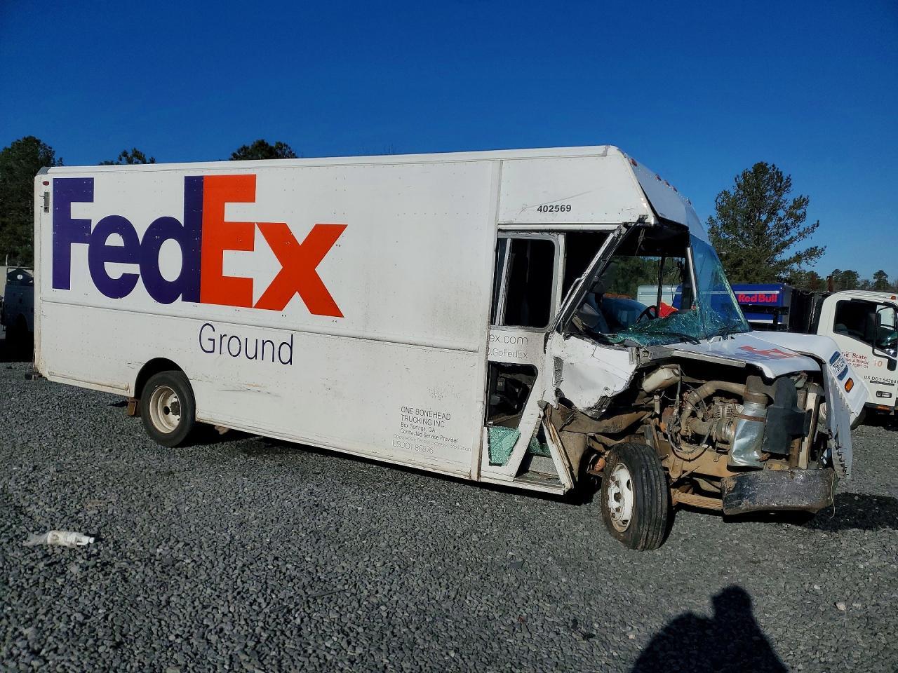 2010 Freightliner MT45 Chassis Delivery Truck