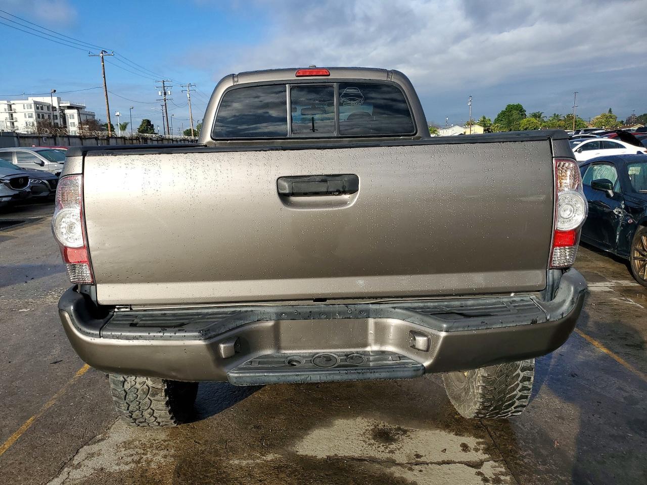 2010 Toyota Tacoma Double Cab Prerunner Long BED