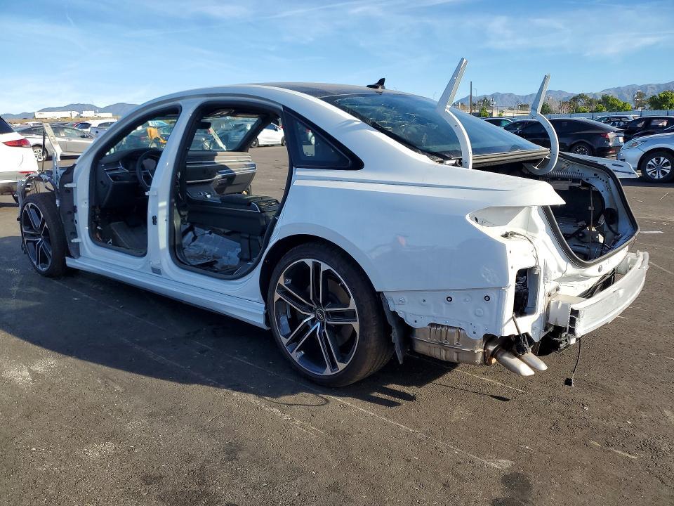 2025 Audi A8 l