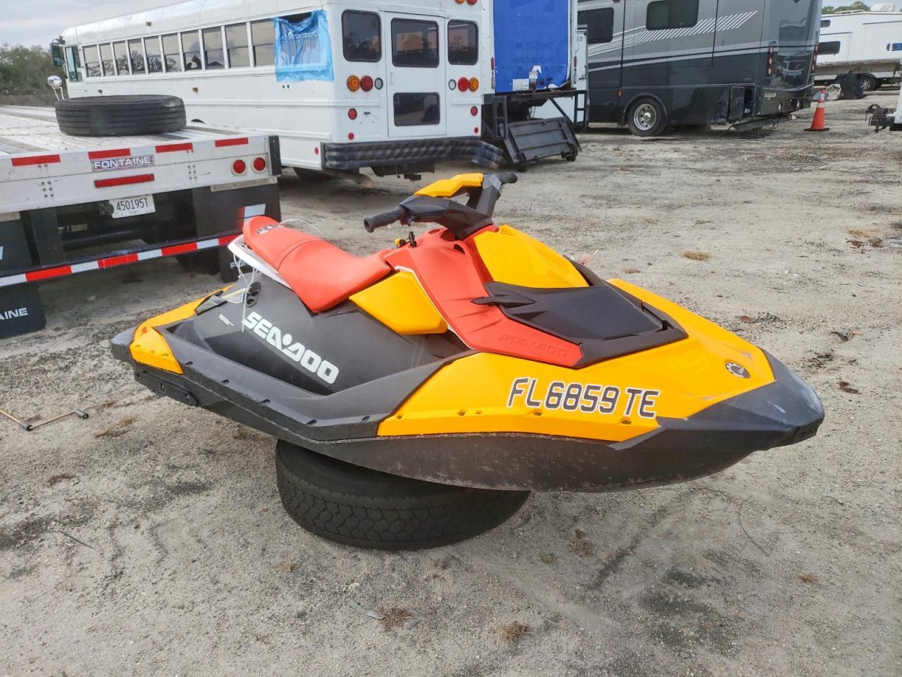 2022 YDV Boat