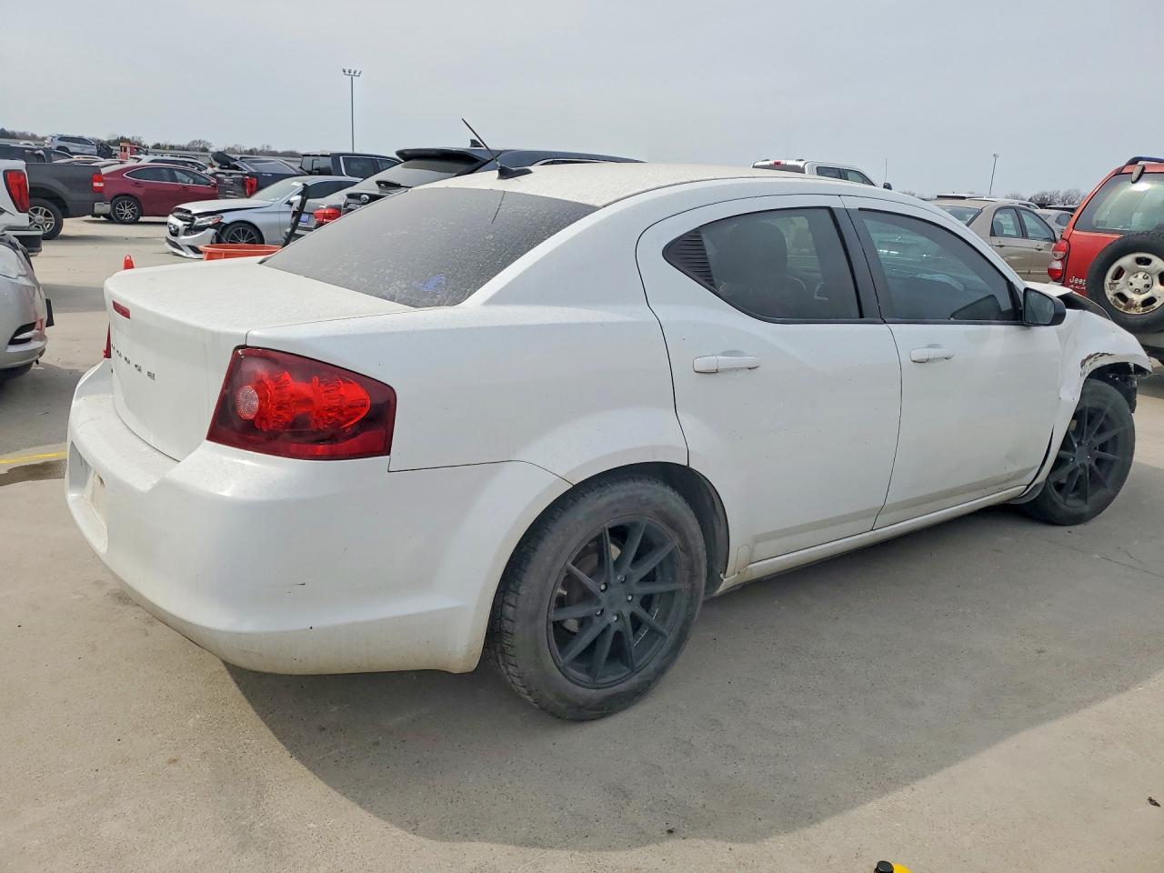 2013 Dodge Avenger se