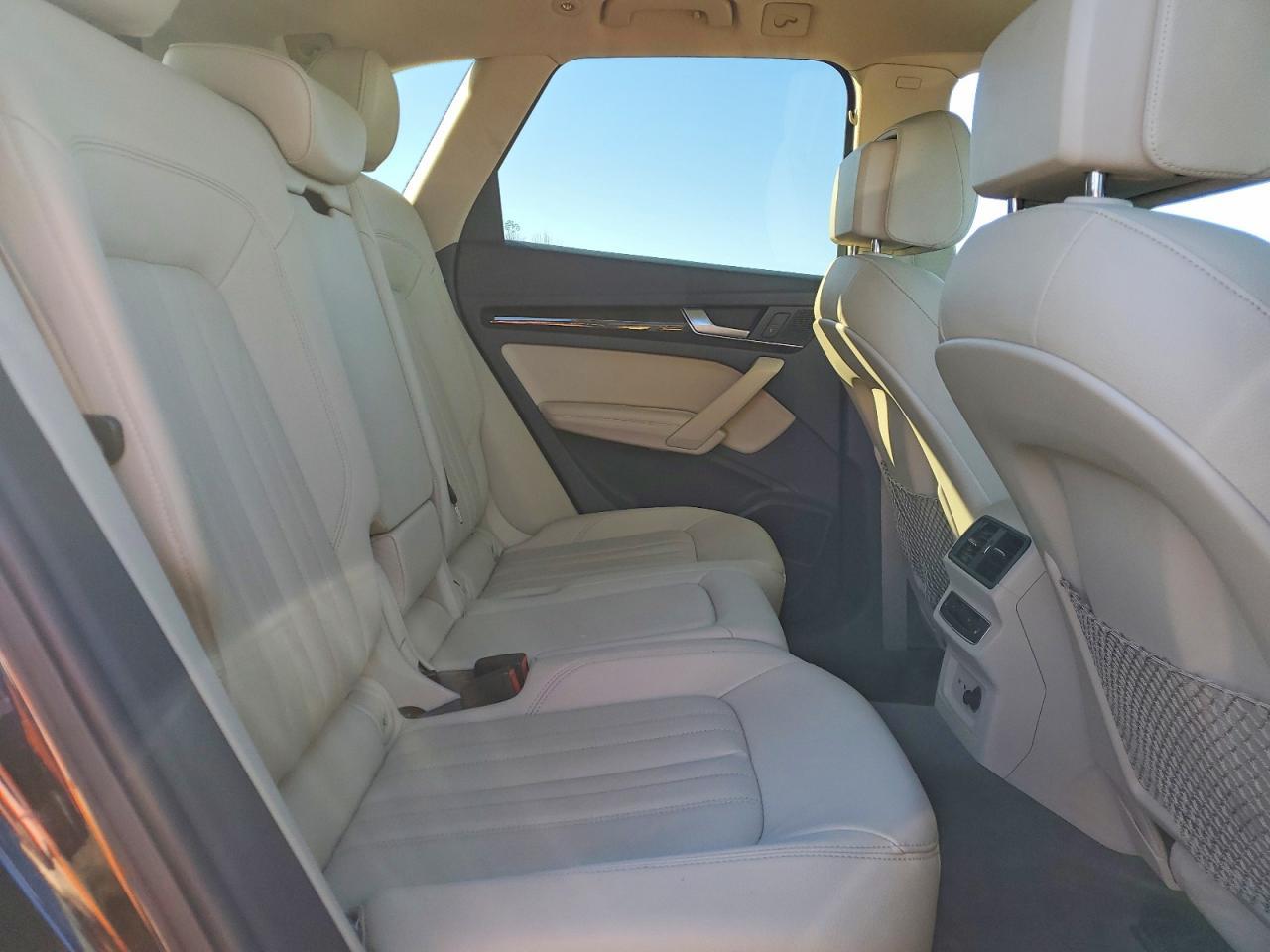 2020 Audi Q5 e Prestige