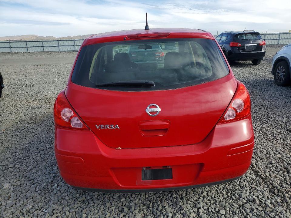 2009 Nissan Versa 1.8 s