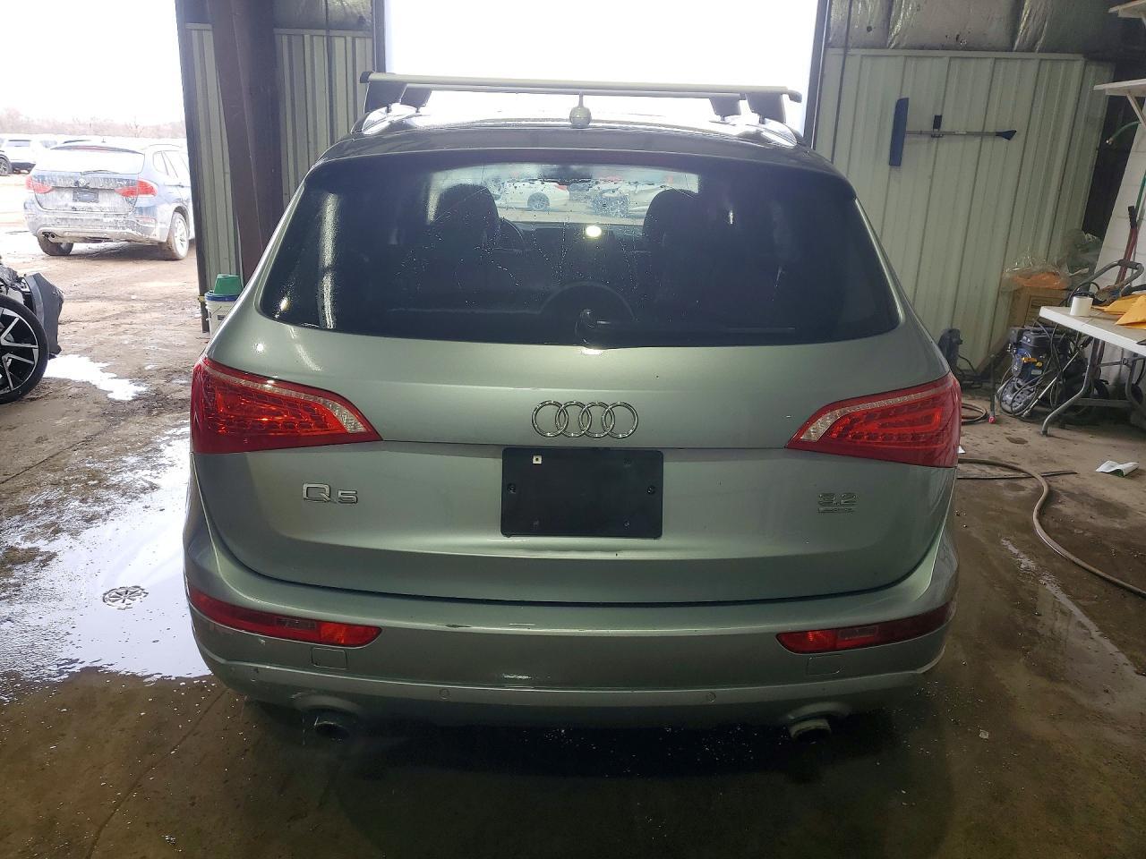 2010 Audi Q5 Premium Plus