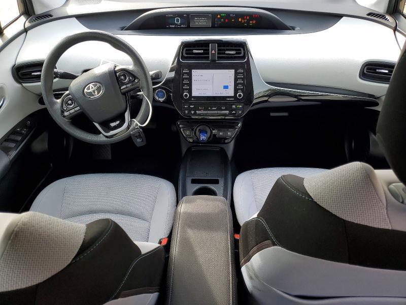 2021 Toyota Prius le