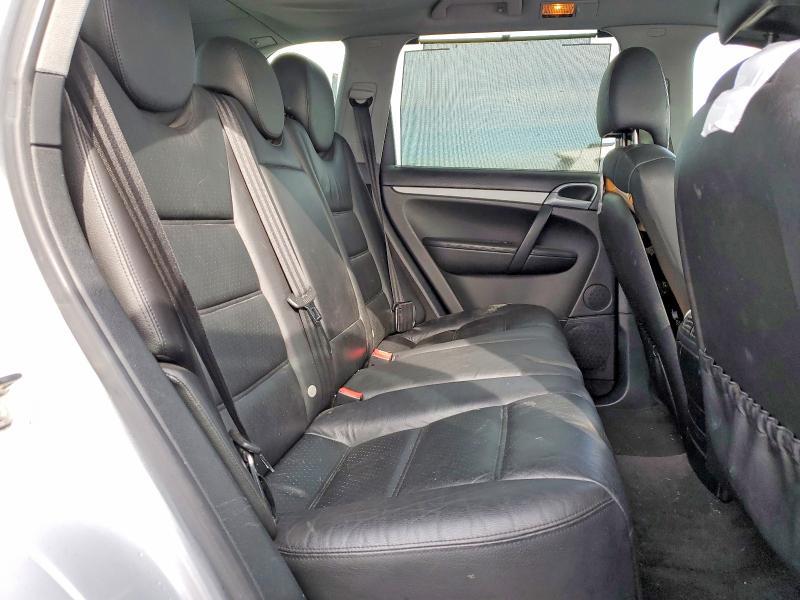 2005 Porsche Cayenne