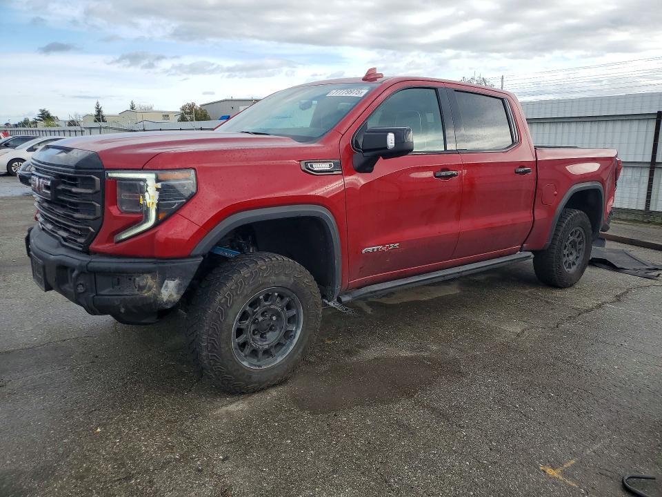 2024 GMC Sierra K1500 AT4X