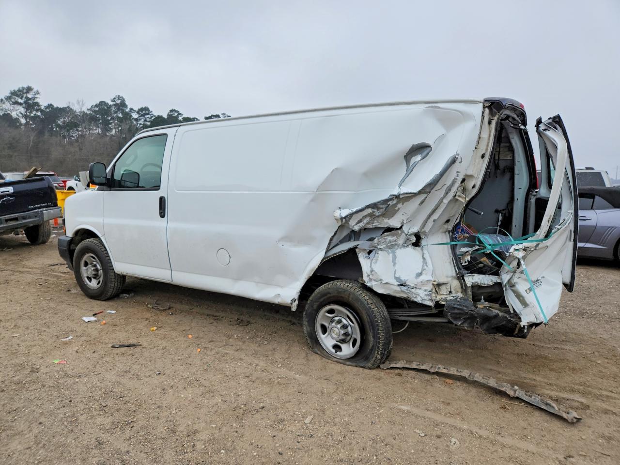 2021 Chevrolet Express G2500