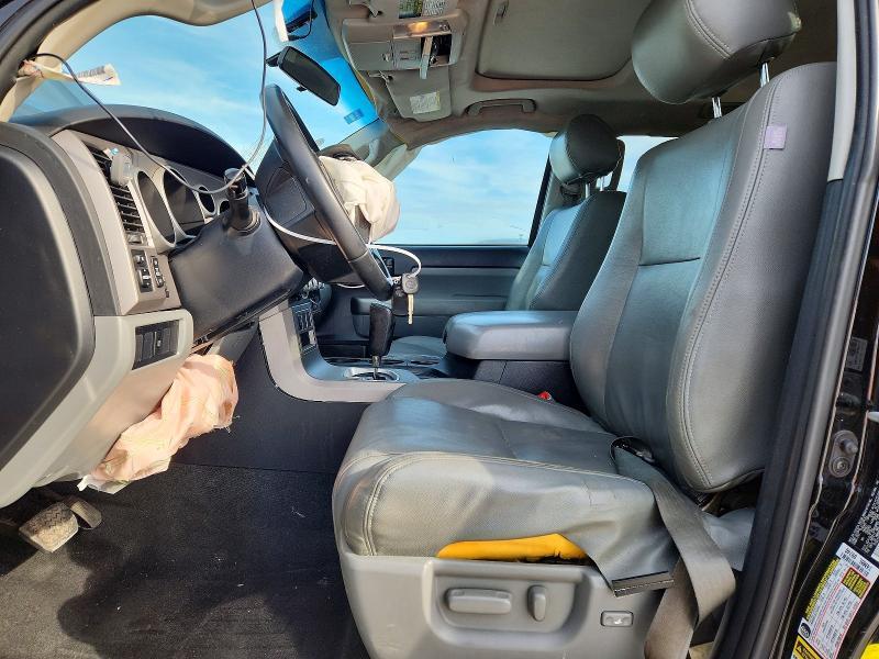 2013 Toyota Sequoia SR5