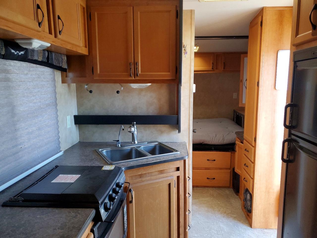 2011 3idm 2011 Warrior Life Style Camper