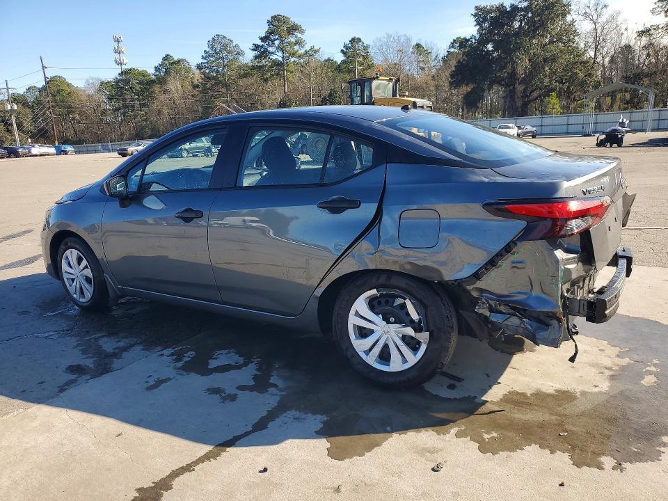 2025 Nissan Versa s