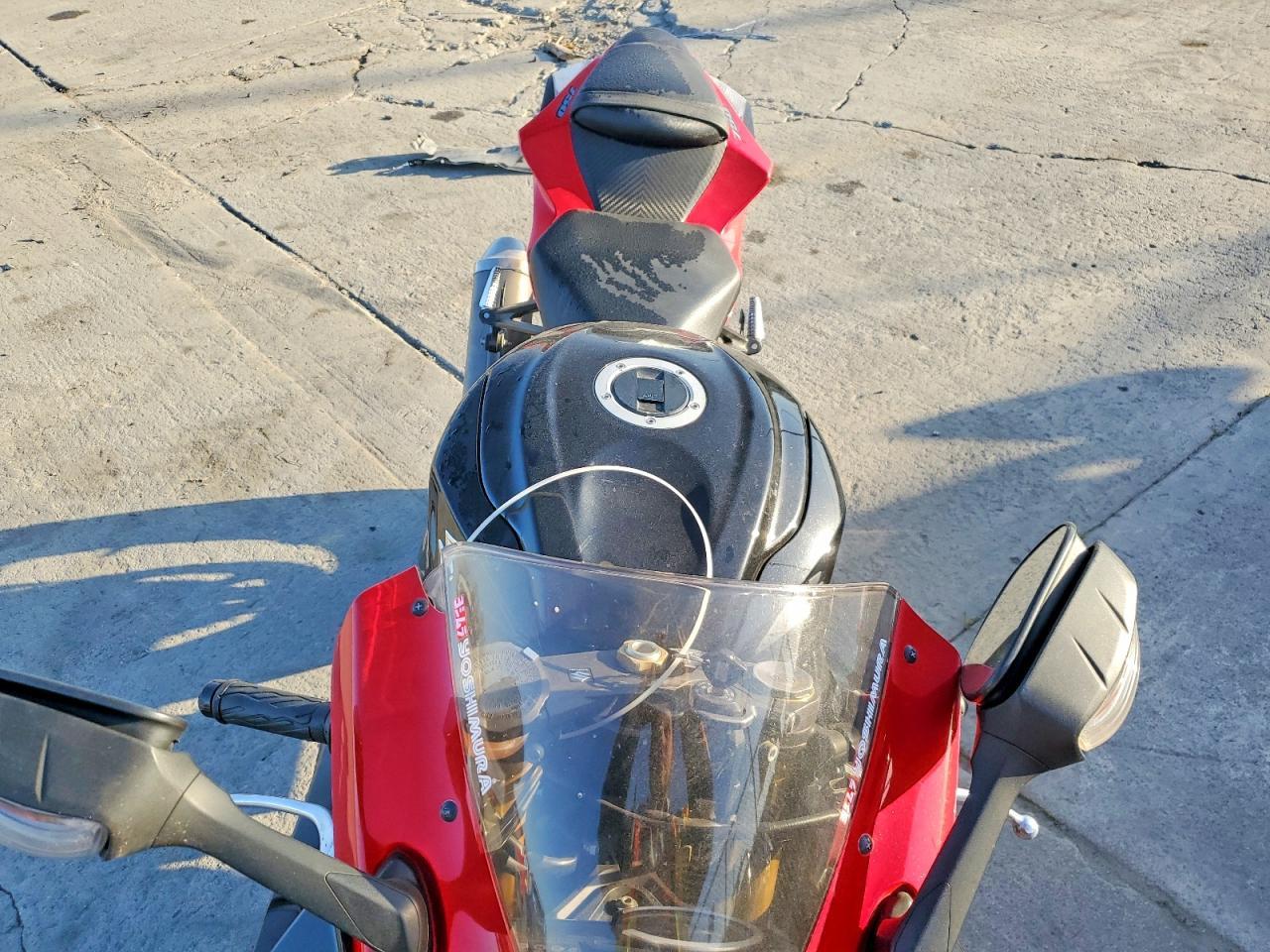 2014 Suzuki GSX-R750