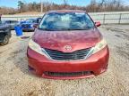 2013 Toyota Sienna le